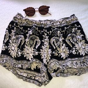Flowy shorts